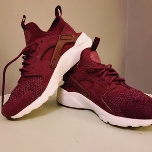 Nike Huarache Run Ultra